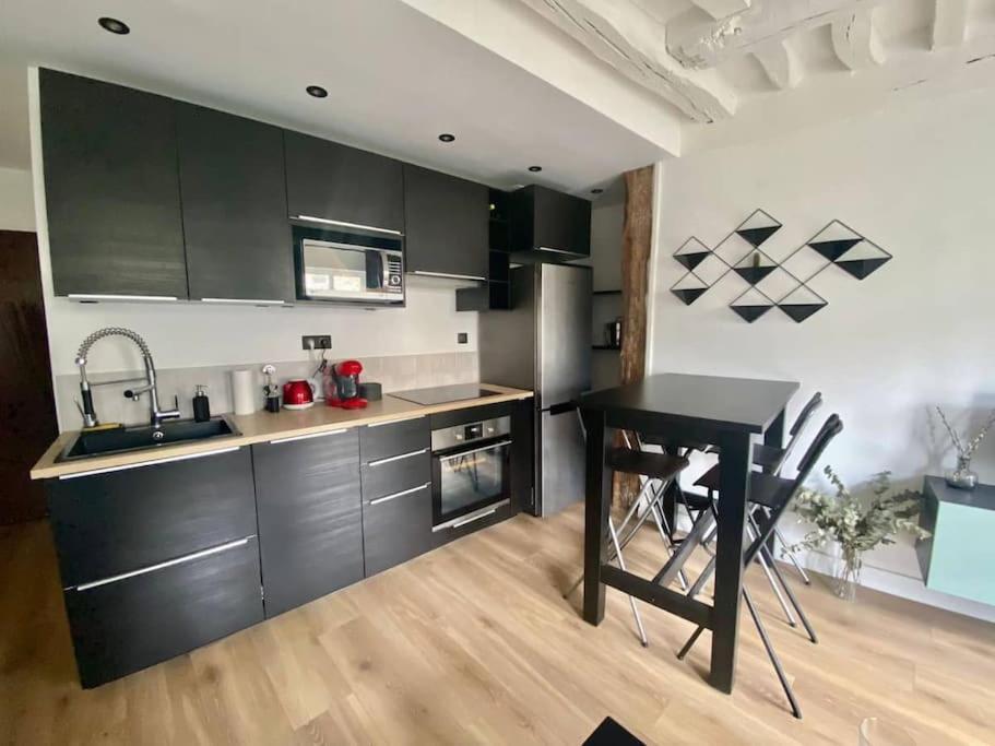 Appartement Le Gustave, Charme & Equipements Au Coeur De Rouen Extérieur photo
